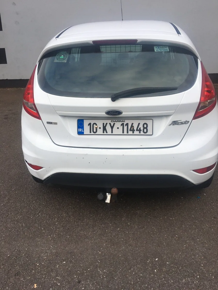 Ford Fiesta Van ,D.O E 12/25 116,000 miles 1.4 Die - Image 2