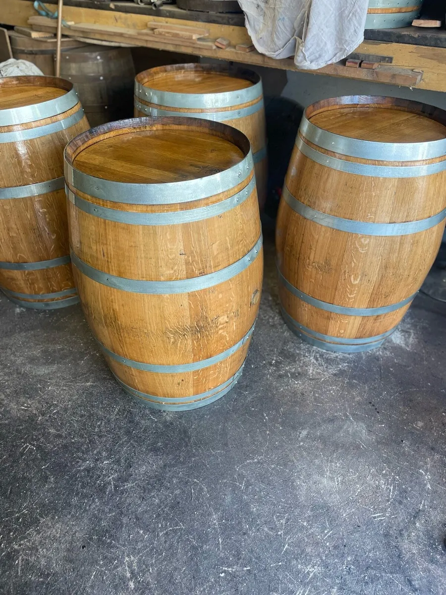 Whiskey barrel varnished and more - Image 1