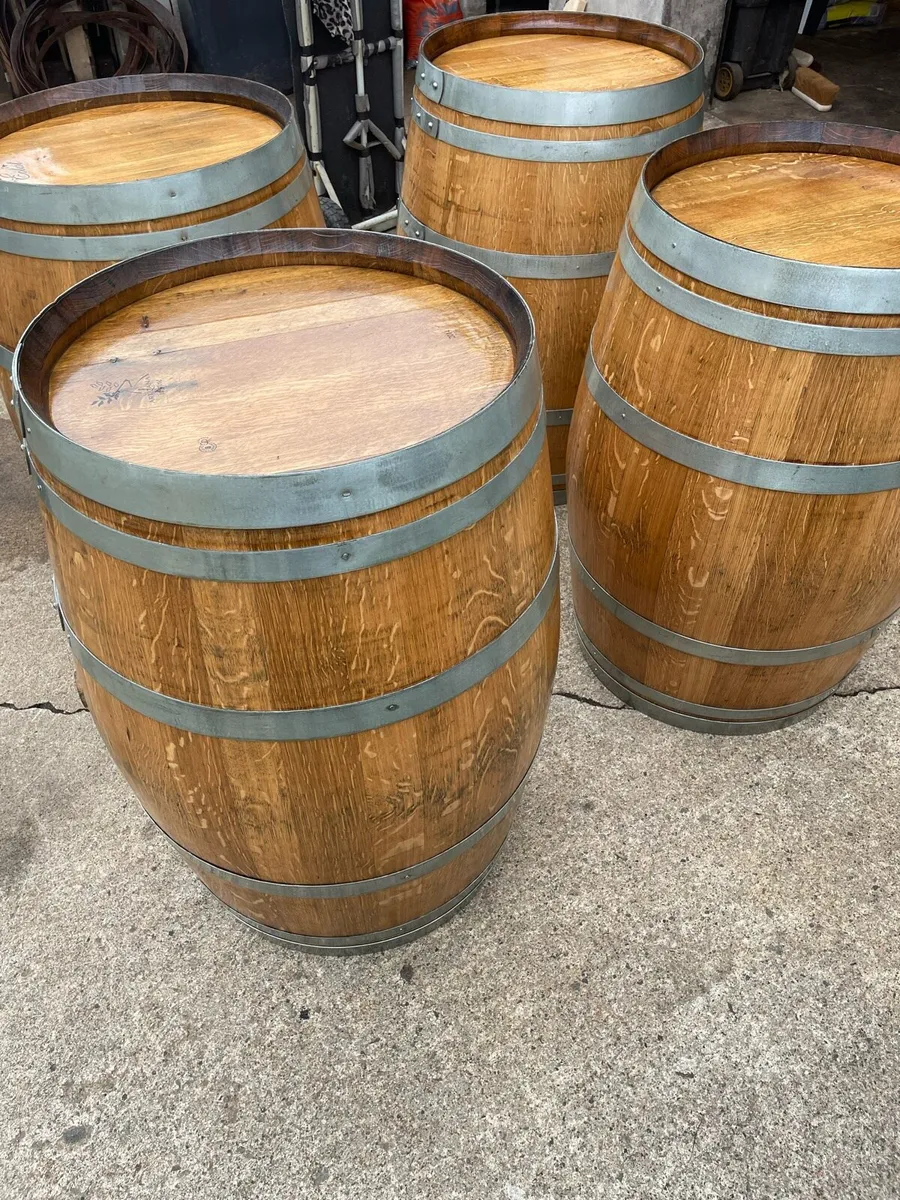 Whiskey barrel varnished and more - Image 2