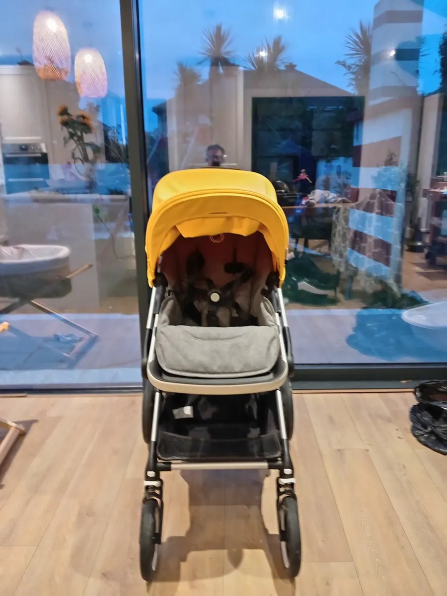 Baby Stroller over 1k new and hardly used - Image 1