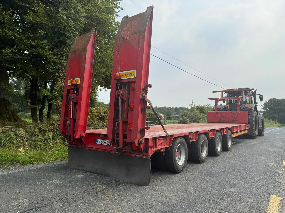 Low loader - Image 2
