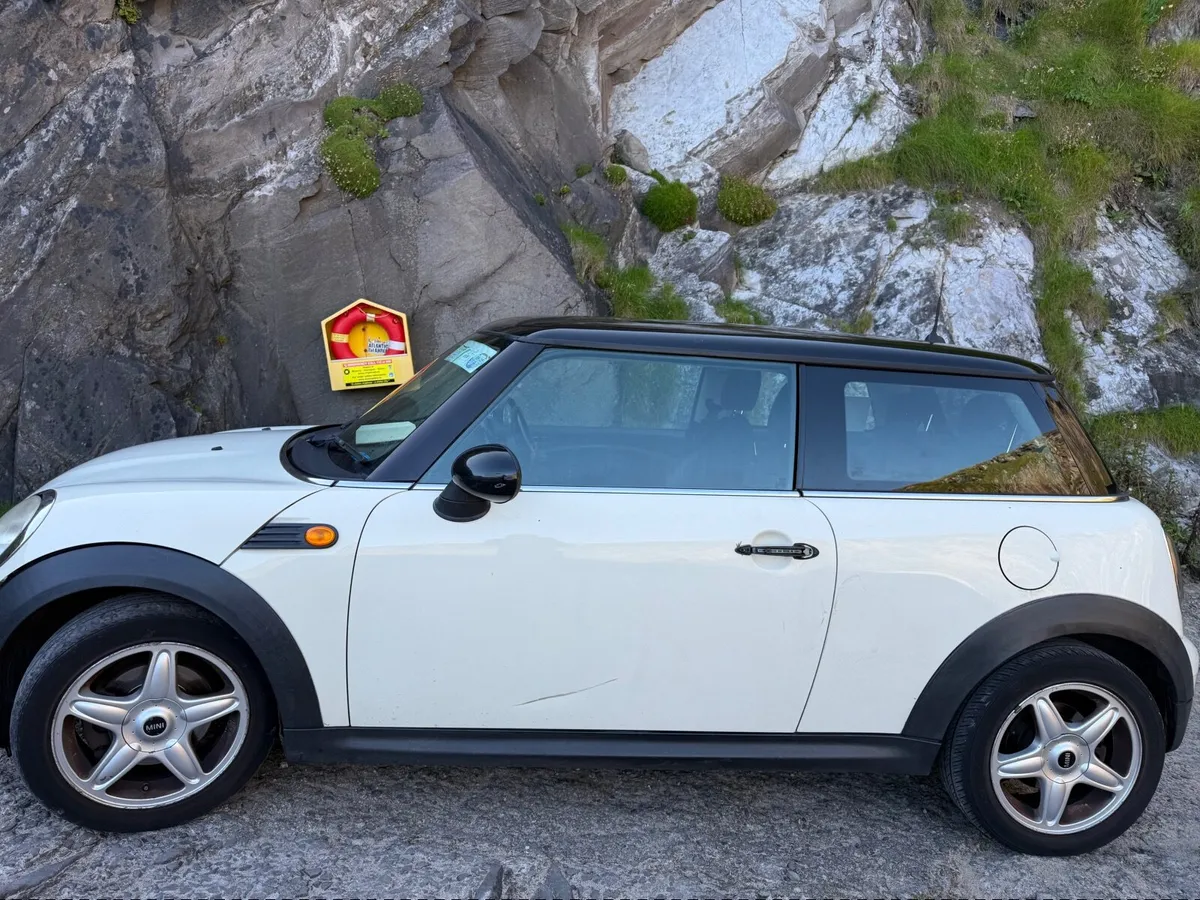 Mini Cooper 2009 - Image 4