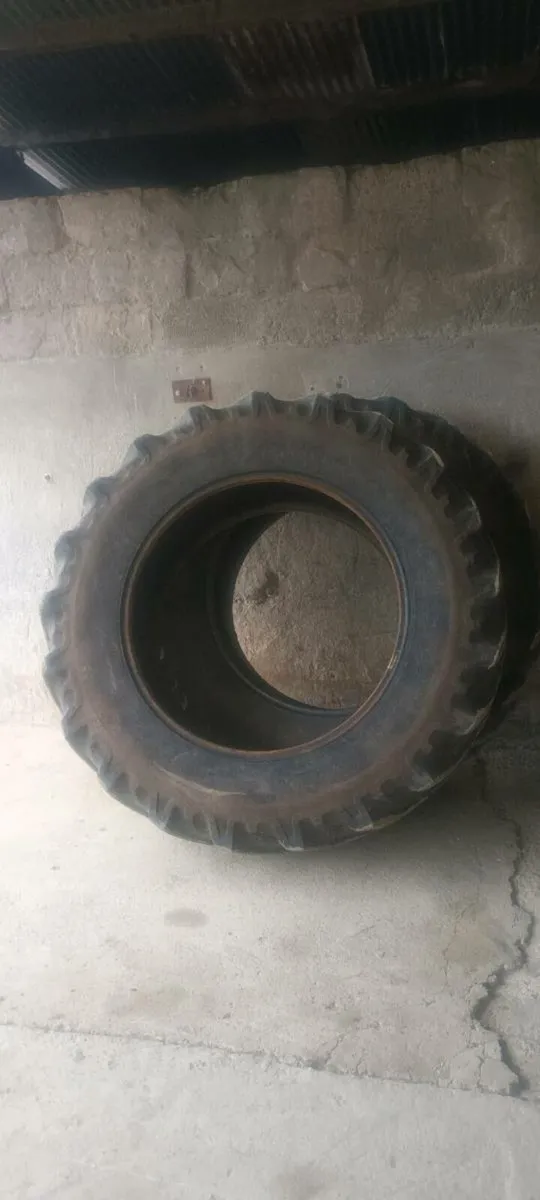 18.4 R 38 tyres - Image 1