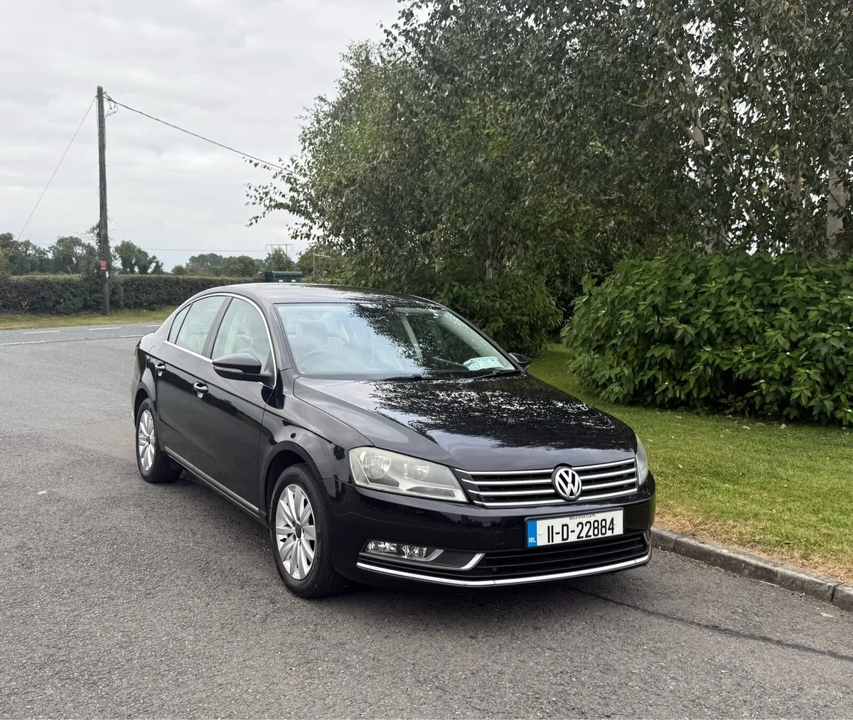 VW Passat 2011 Automatic Low KM !!!! - Image 1