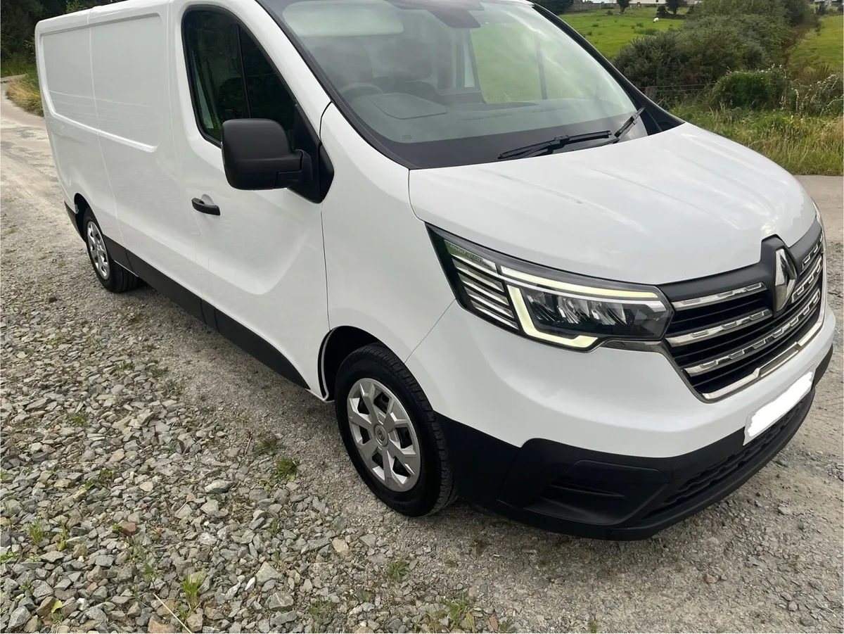 231 Renault Trafic Business Plus - Image 3