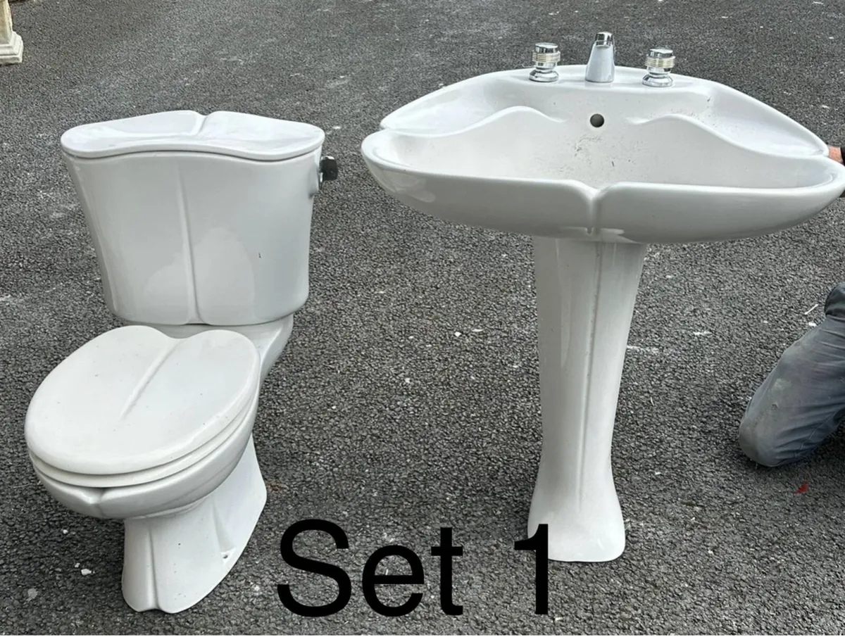 Toilet & sink sets - Image 1