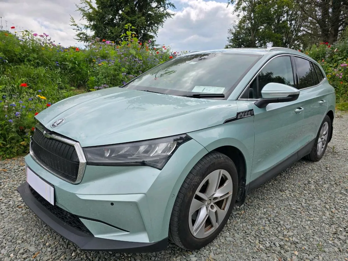 SKODA ENYAQ 80 IV 2022 LIGHT DAMAGE - Image 1