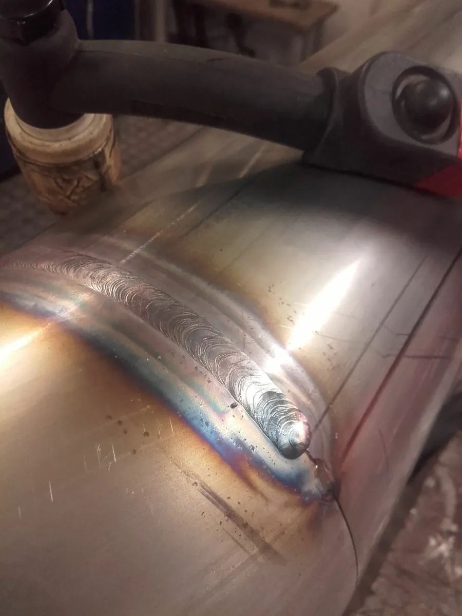 Welder available for welding works-repairs - Image 2