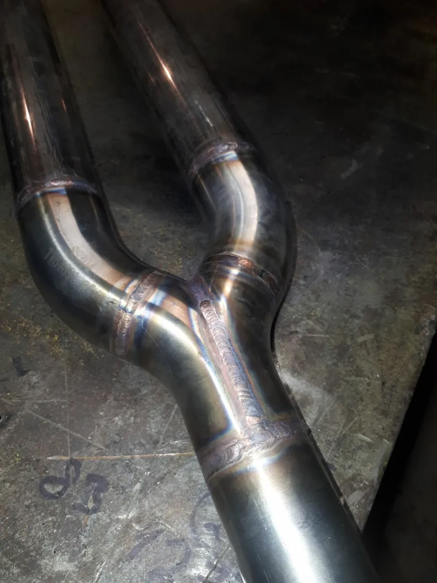 Welder available for welding works-repairs - Image 4