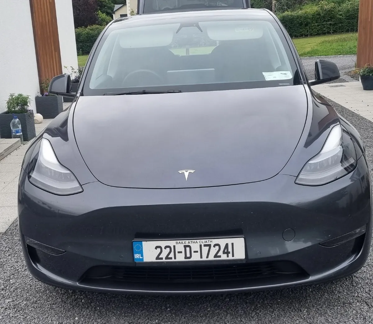 Tesla Model Y 2022 - Image 3
