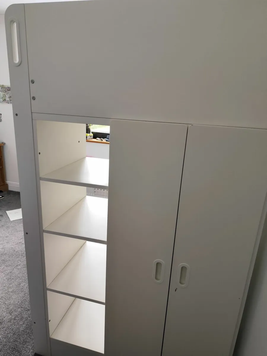 Loft bed with under desk,drawers, and wardrobe - Image 4