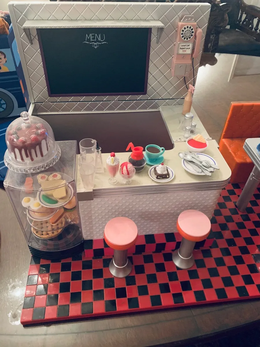 Our generation retro diner - Image 2