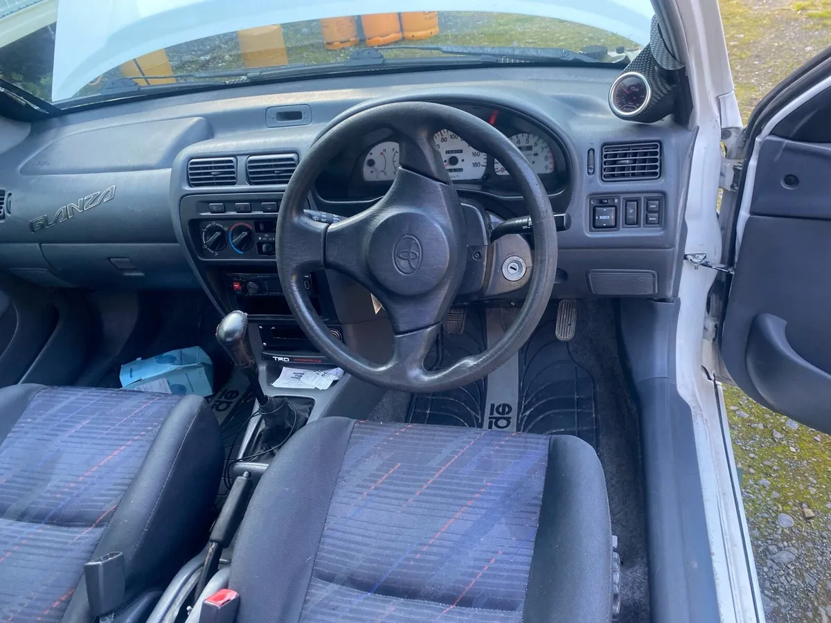 Toyota Glanza V - Image 4