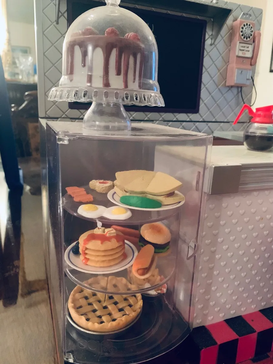 Our generation retro diner - Image 4
