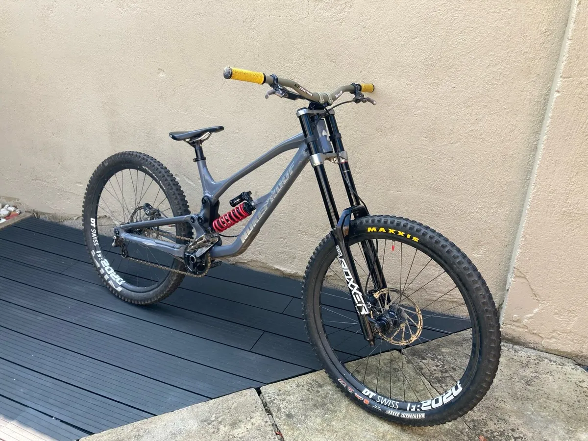 2022 Nukeproof Dissent - Image 1