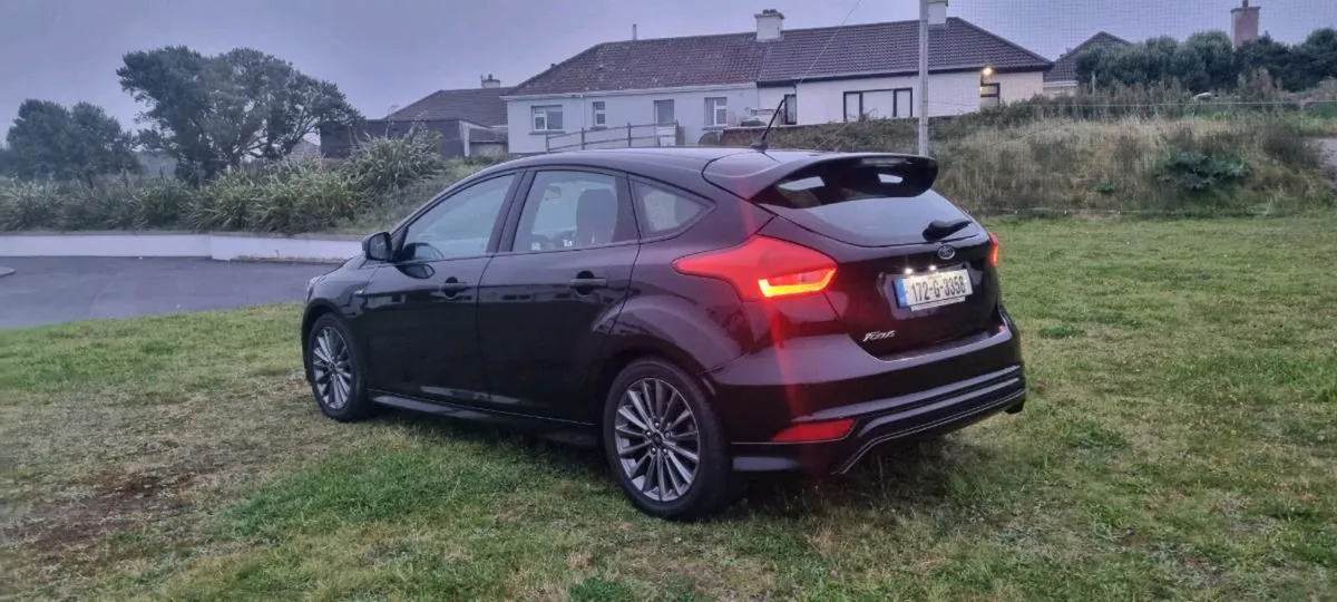 2017 Ford Focus ST Line - Image 1