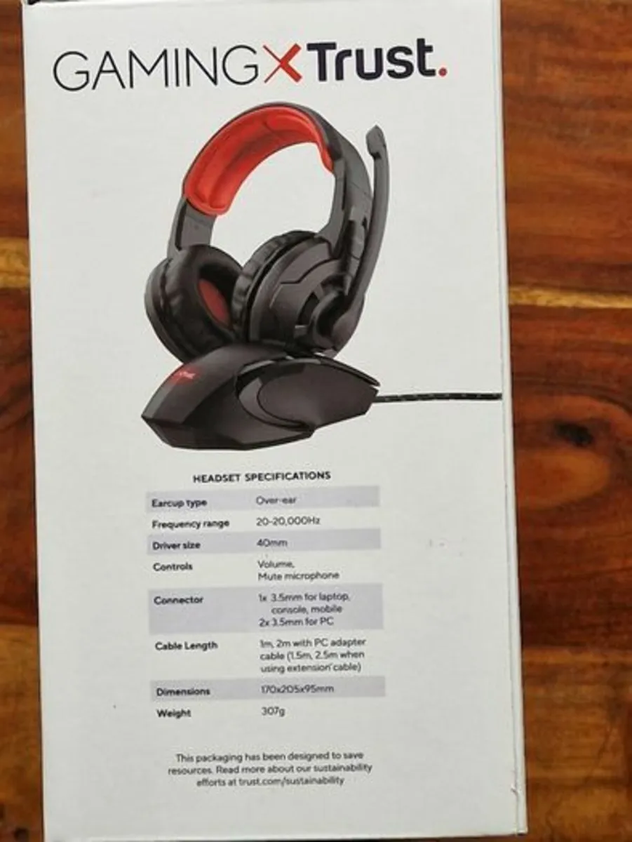 BRAND NEW Trust Gaming Set, Mouse and Head Set - Image 2