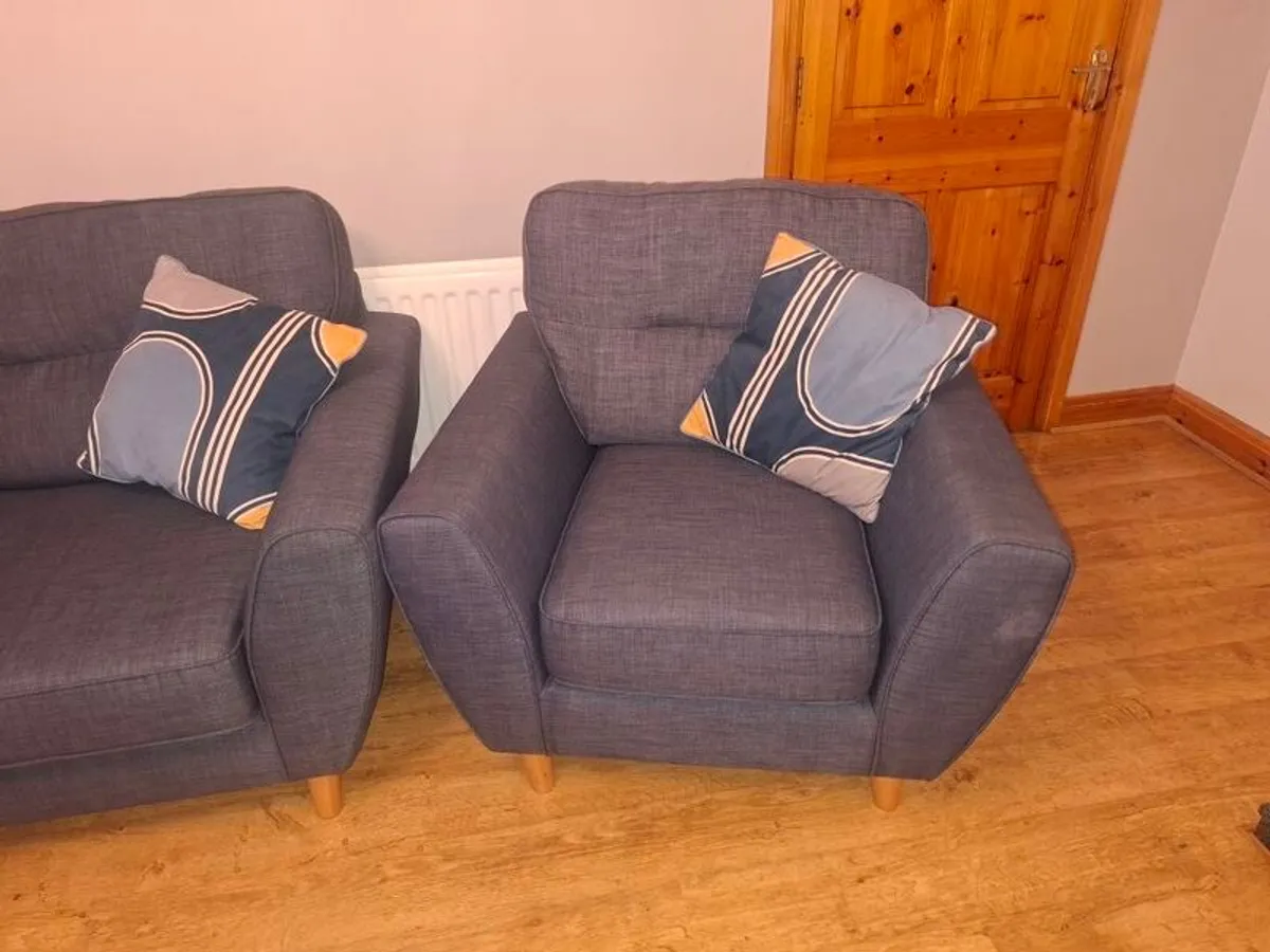 sofa - Image 2