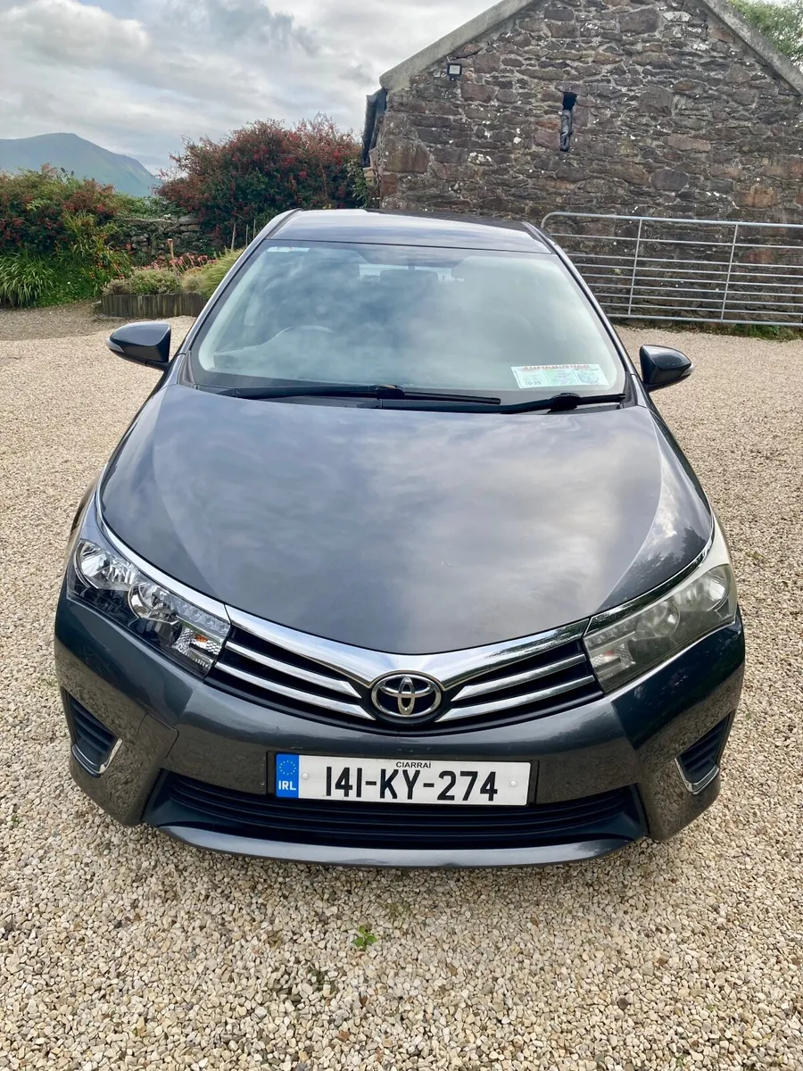 Toyota Corolla 2014 - Image 1