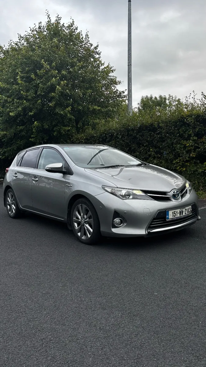 Toyota Auris 2015 - Image 1