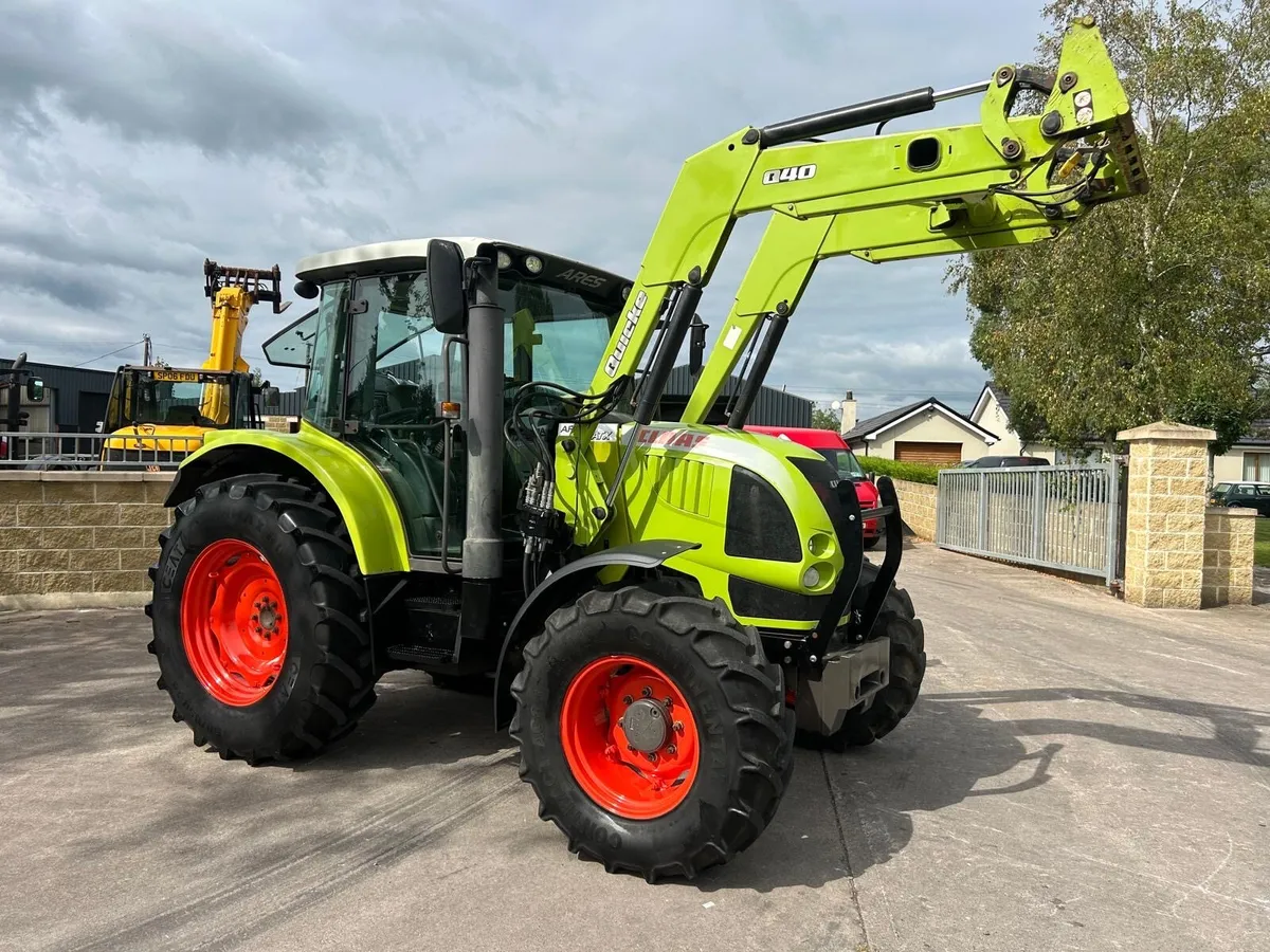 Claas 557 + loader - Image 1