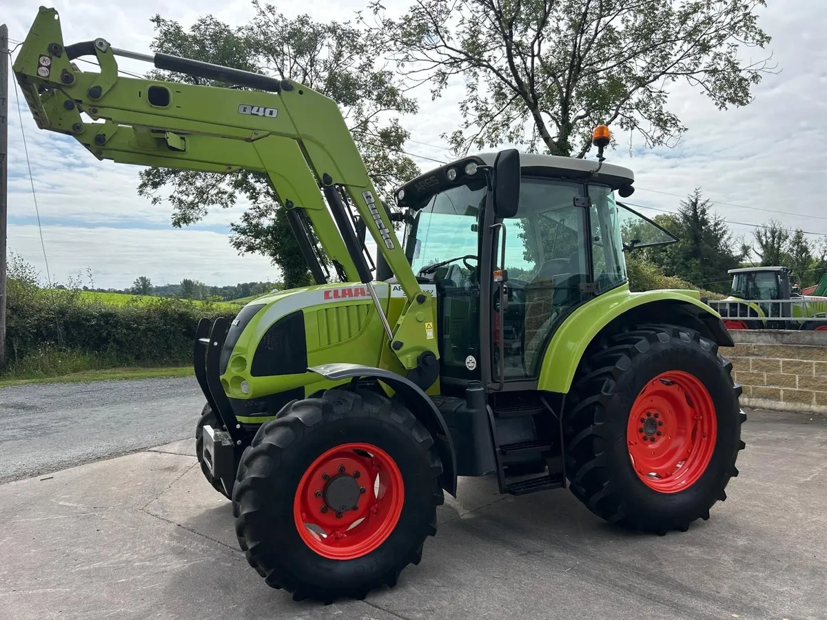Claas 557 + loader - Image 3