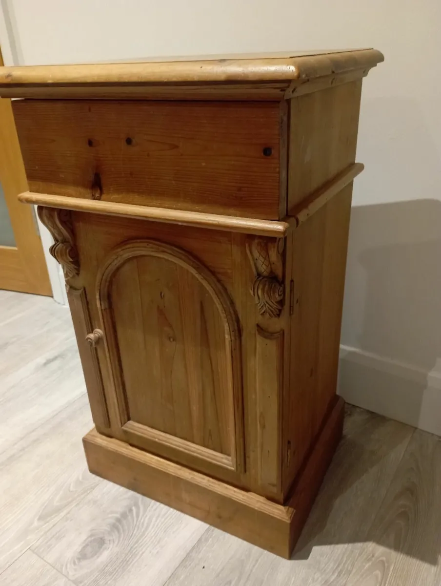 Bedside locker - Image 1