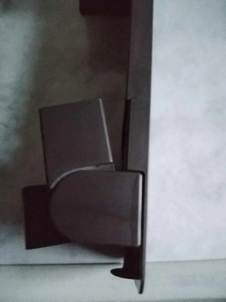 Dyson Wall-mounted Docking Station - Image 2