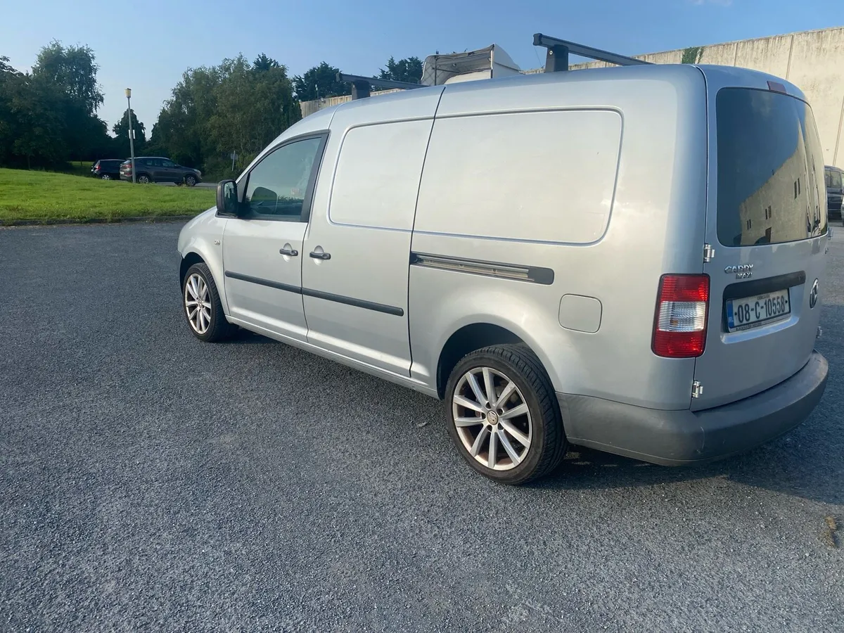VW Caddy Maxi - Image 4