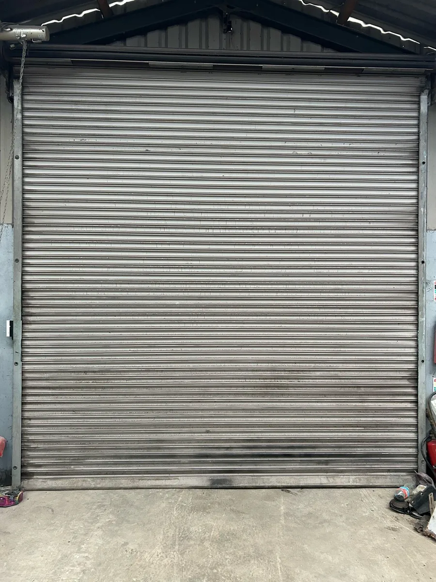 Roller doors 12 by 12 and 13 by 13 - Image 3