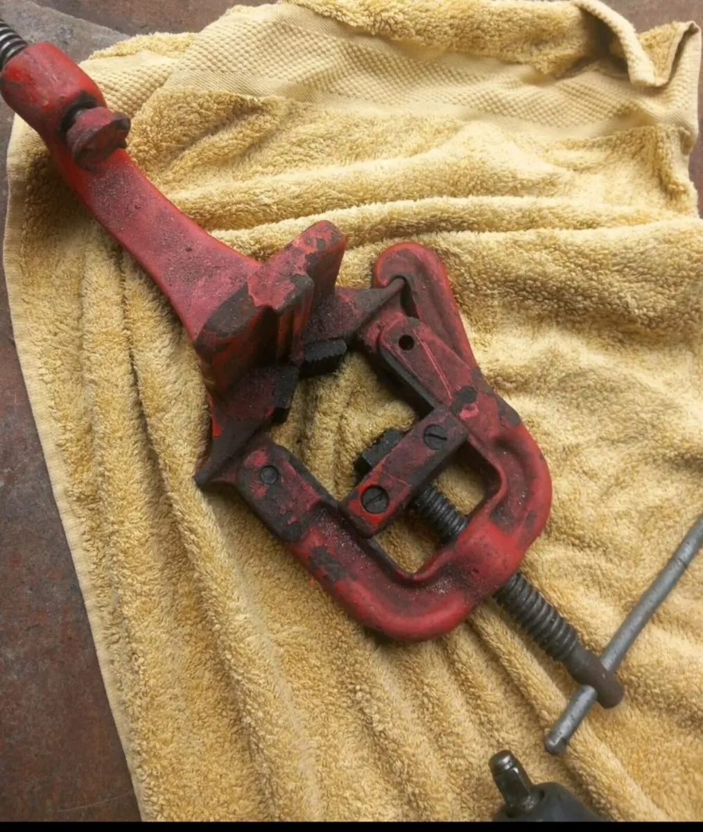 Pipe vice,air gun,air sander - Image 2