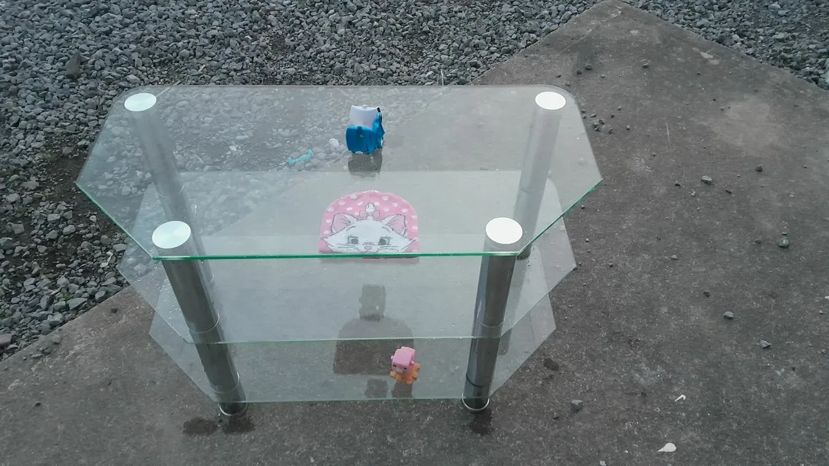 Glass Table - Image 3
