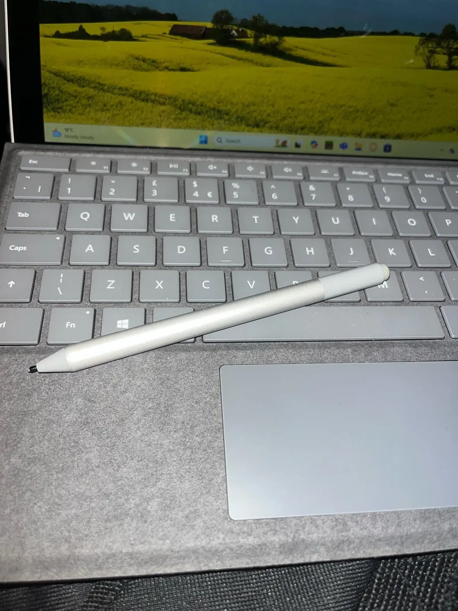 Microsoft Surface Pro 7 (Latop/Tablet) - Image 2