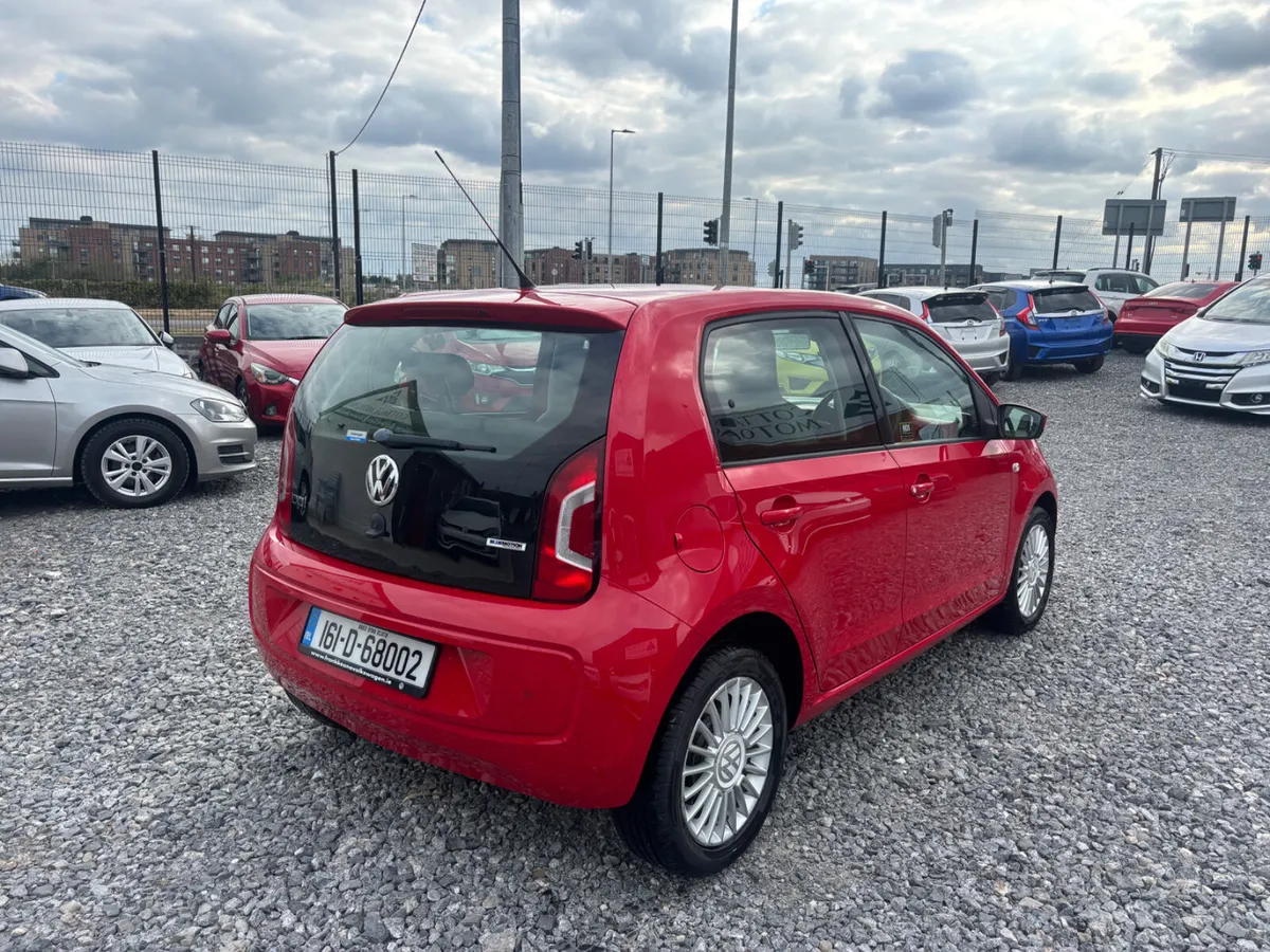 Volkswagen up! - Image 4