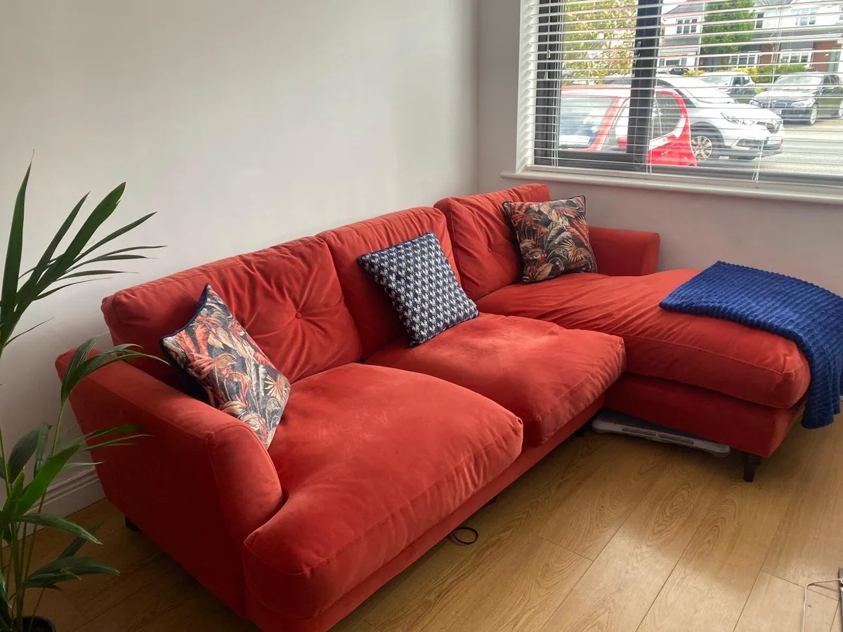 DFS Sofa - Image 2