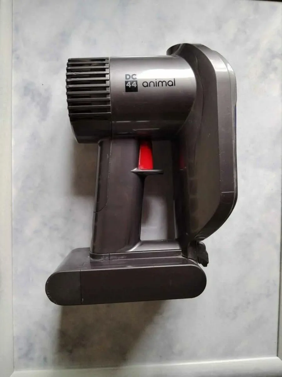 Dyson DC44 vacuum main body, battery & filter - Image 3