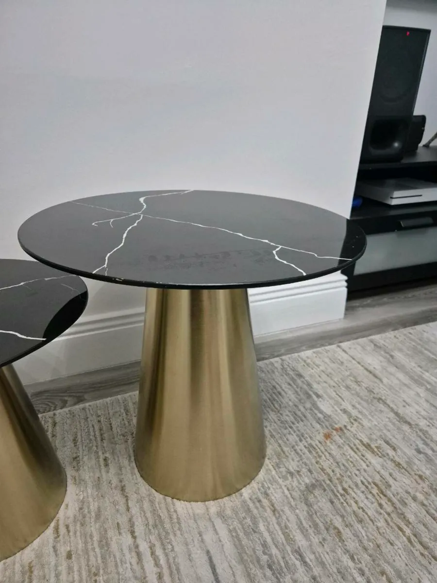 Set of Coffee Tables - Image 4