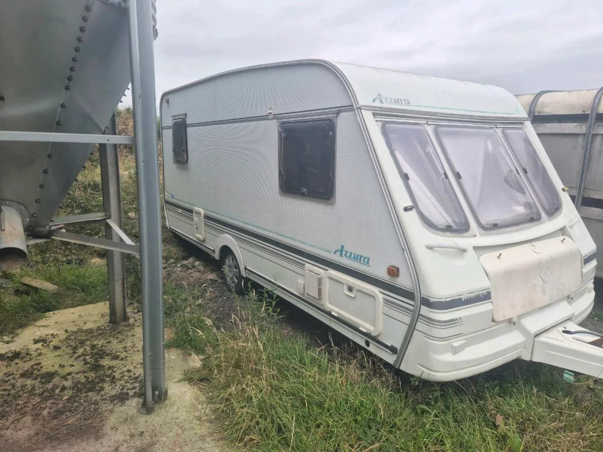 Caravan - Image 4