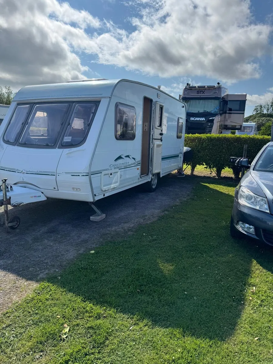 Swift Caravan - Image 1