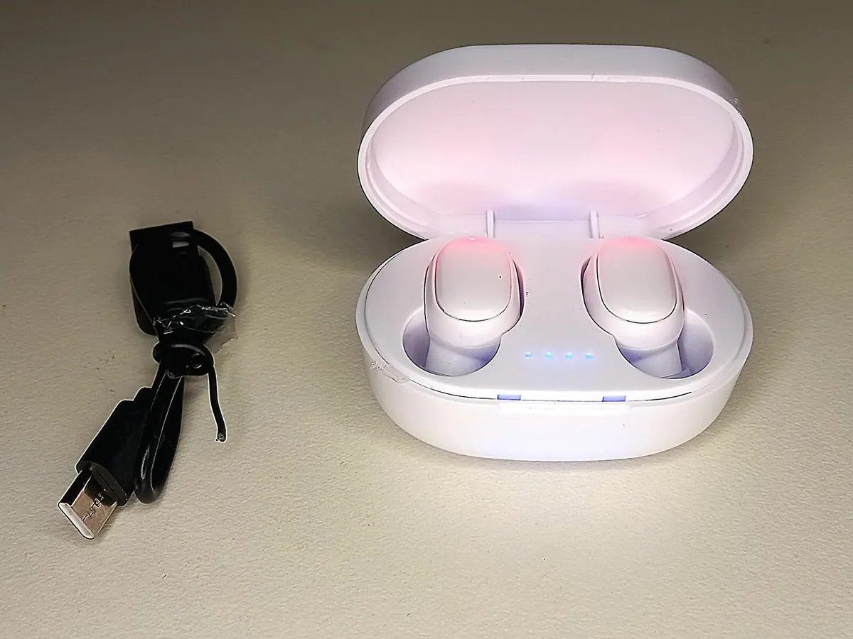 Bluetooth Wireless Earphones Active Noise Reductio - Image 1