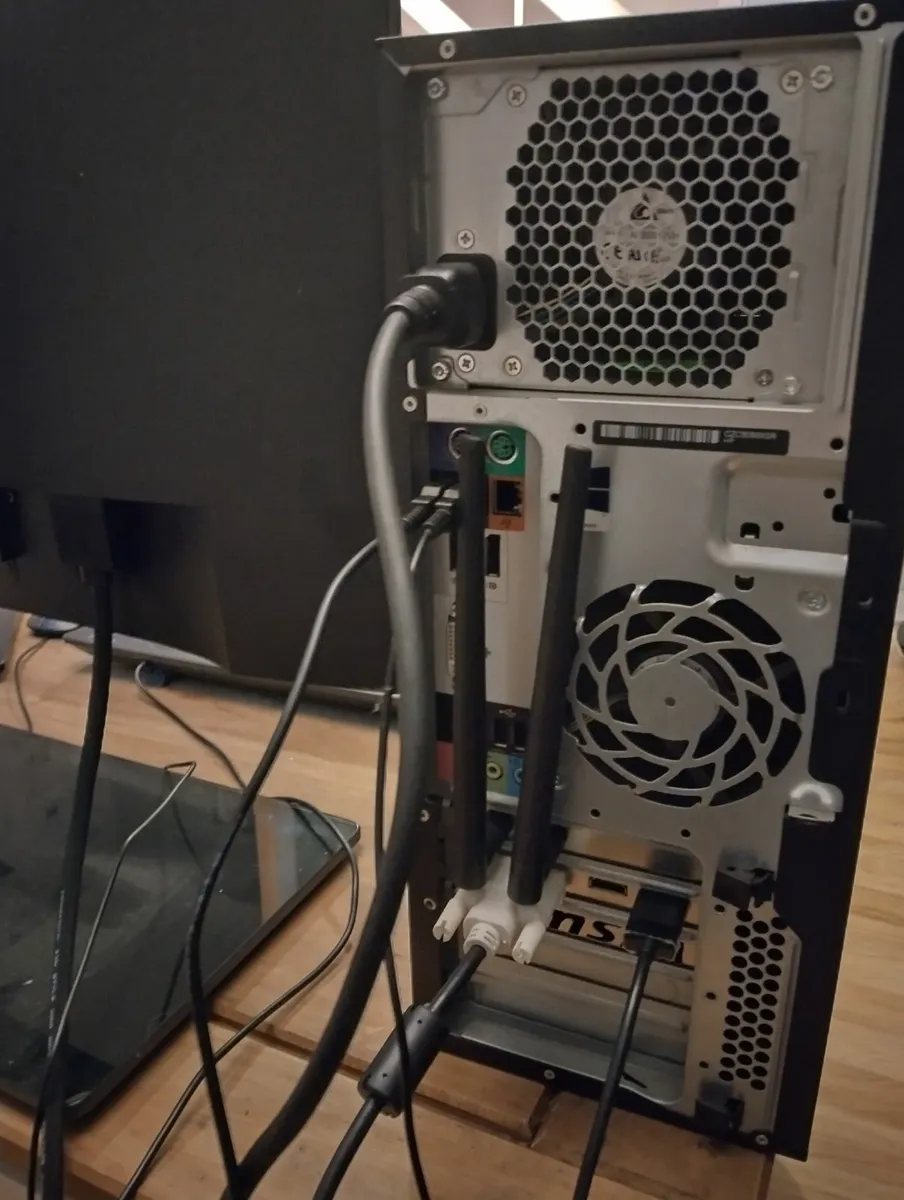 HP Z230 Tower Workstation Full PC System - Image 3