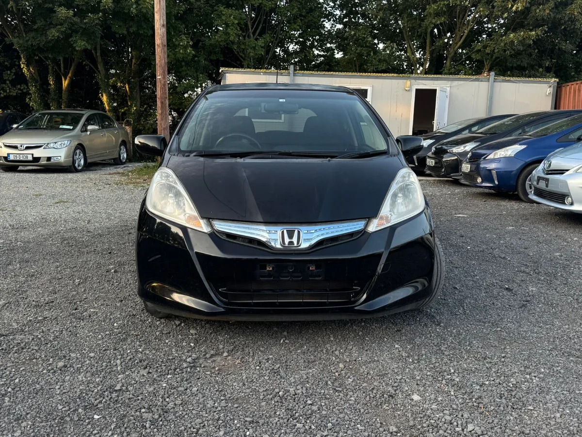 Honda Fit 2012 LOW Mileage Fully Automatic - Image 3