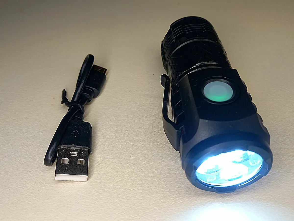 Ultra Bright Long Distance Pro LED Light - Image 1