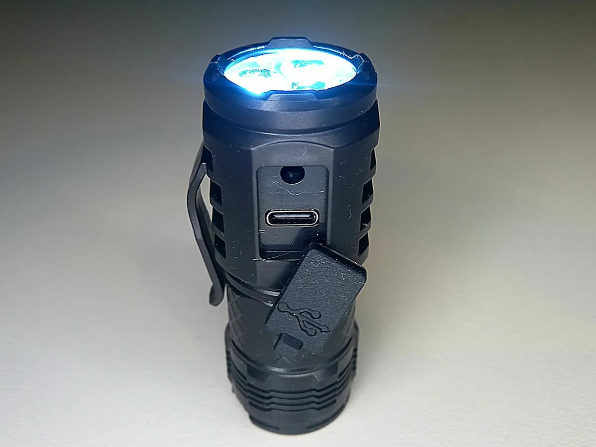 Ultra Bright Long Distance Pro LED Light - Image 2