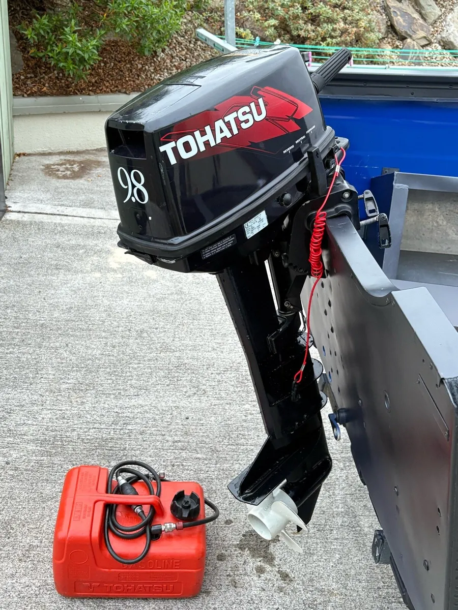 Tohatsu 9.8hp outboard - Image 1