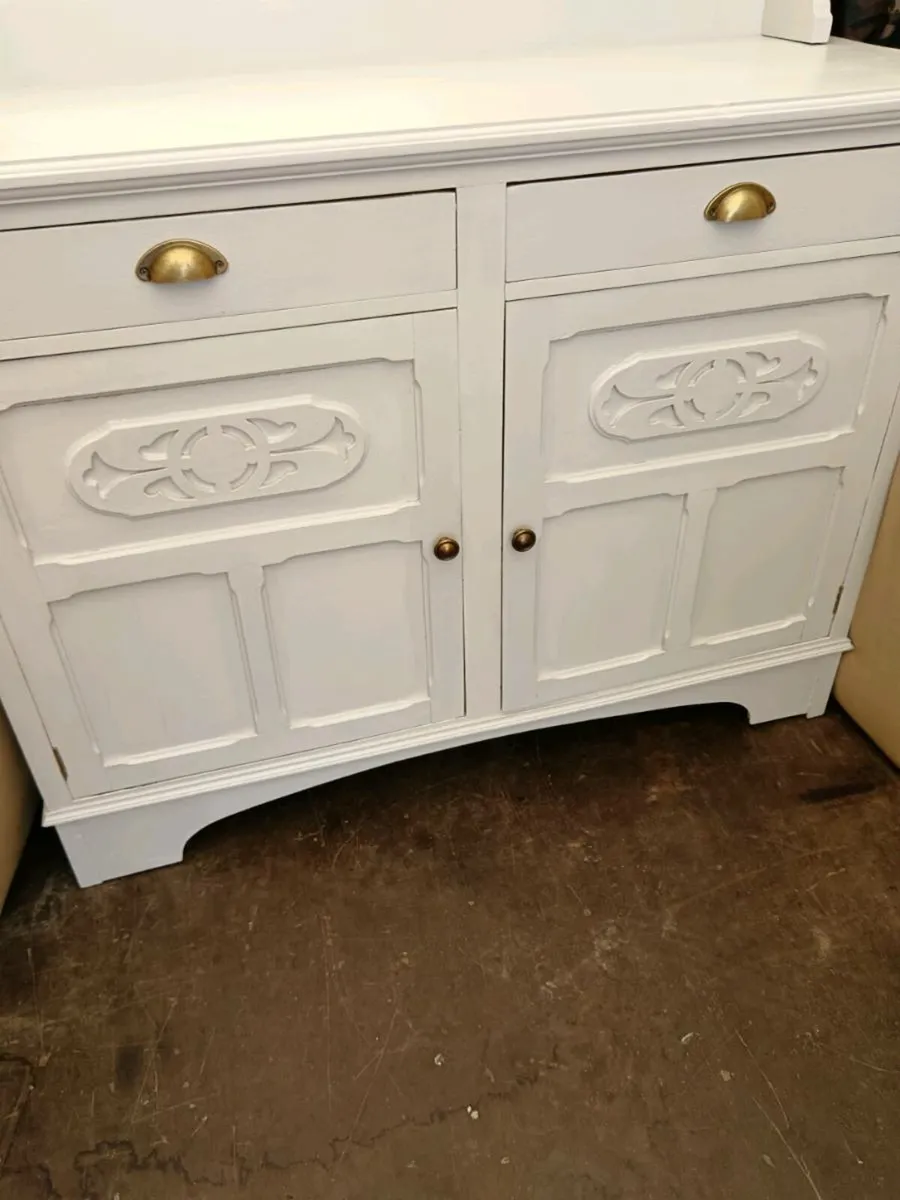 Sideboard - Image 4