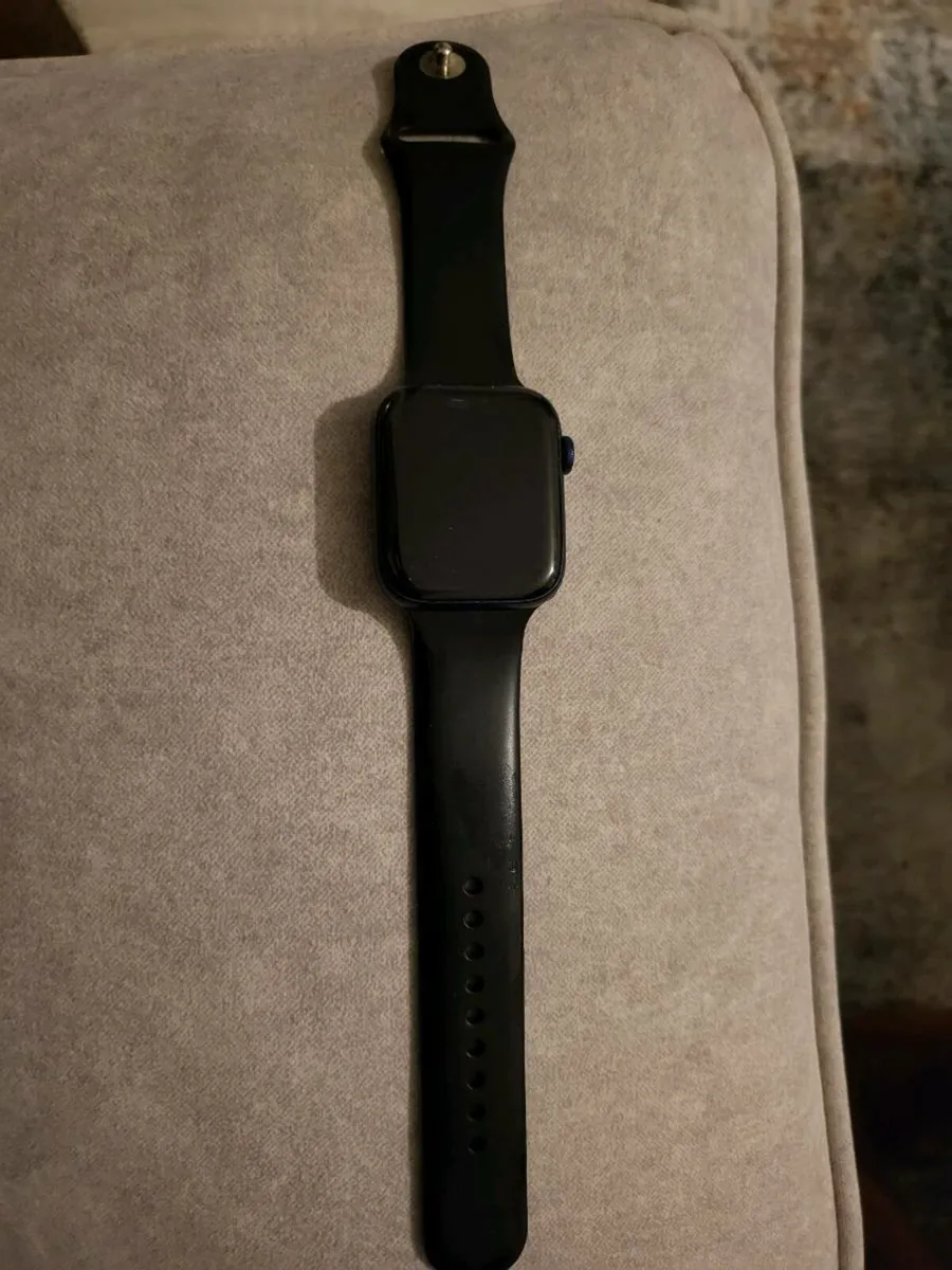 Apple watch 6 series - Image 1