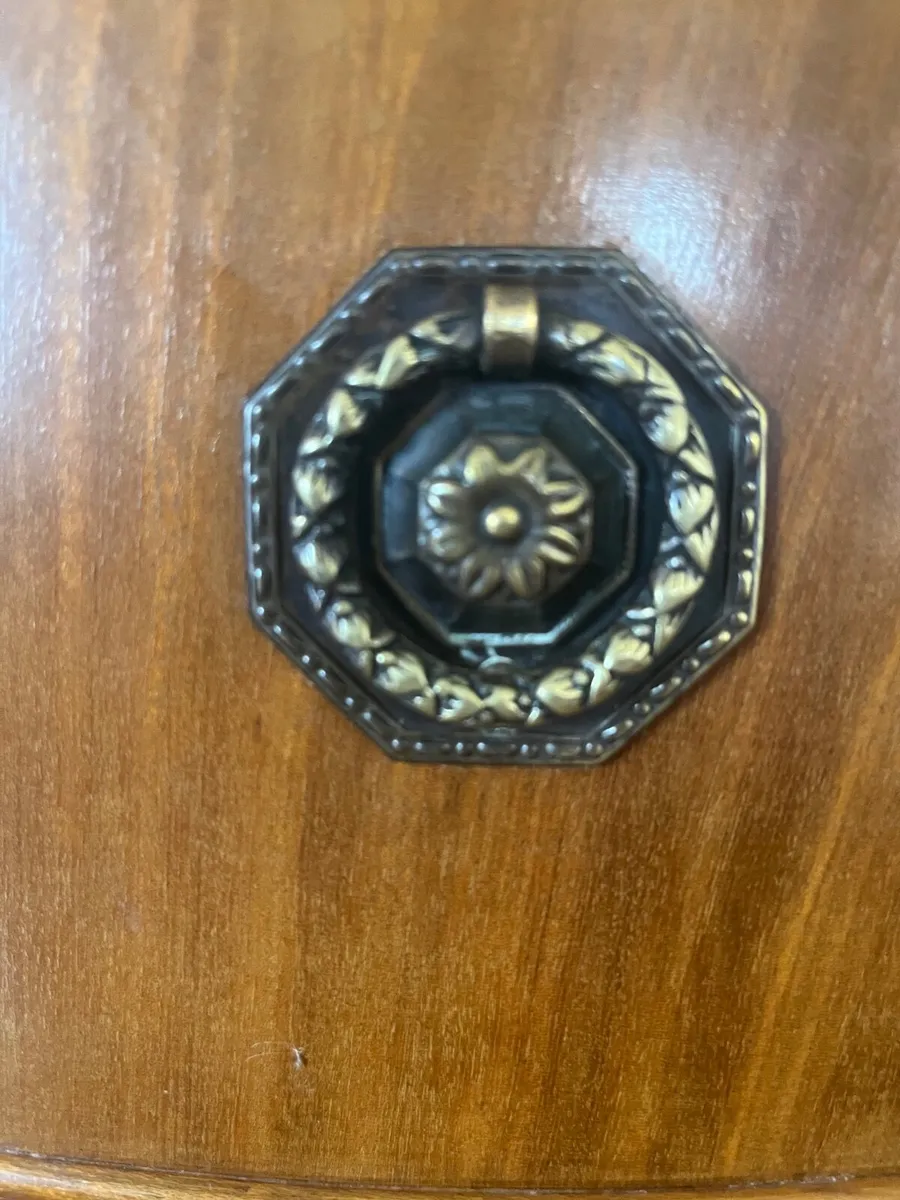 Antique Sideboard cabinet - Image 2