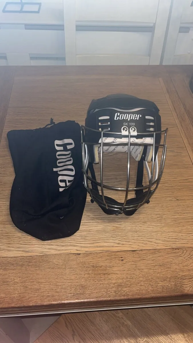 Brand New Cooper Sk109 Hurling Helmet - Image 1