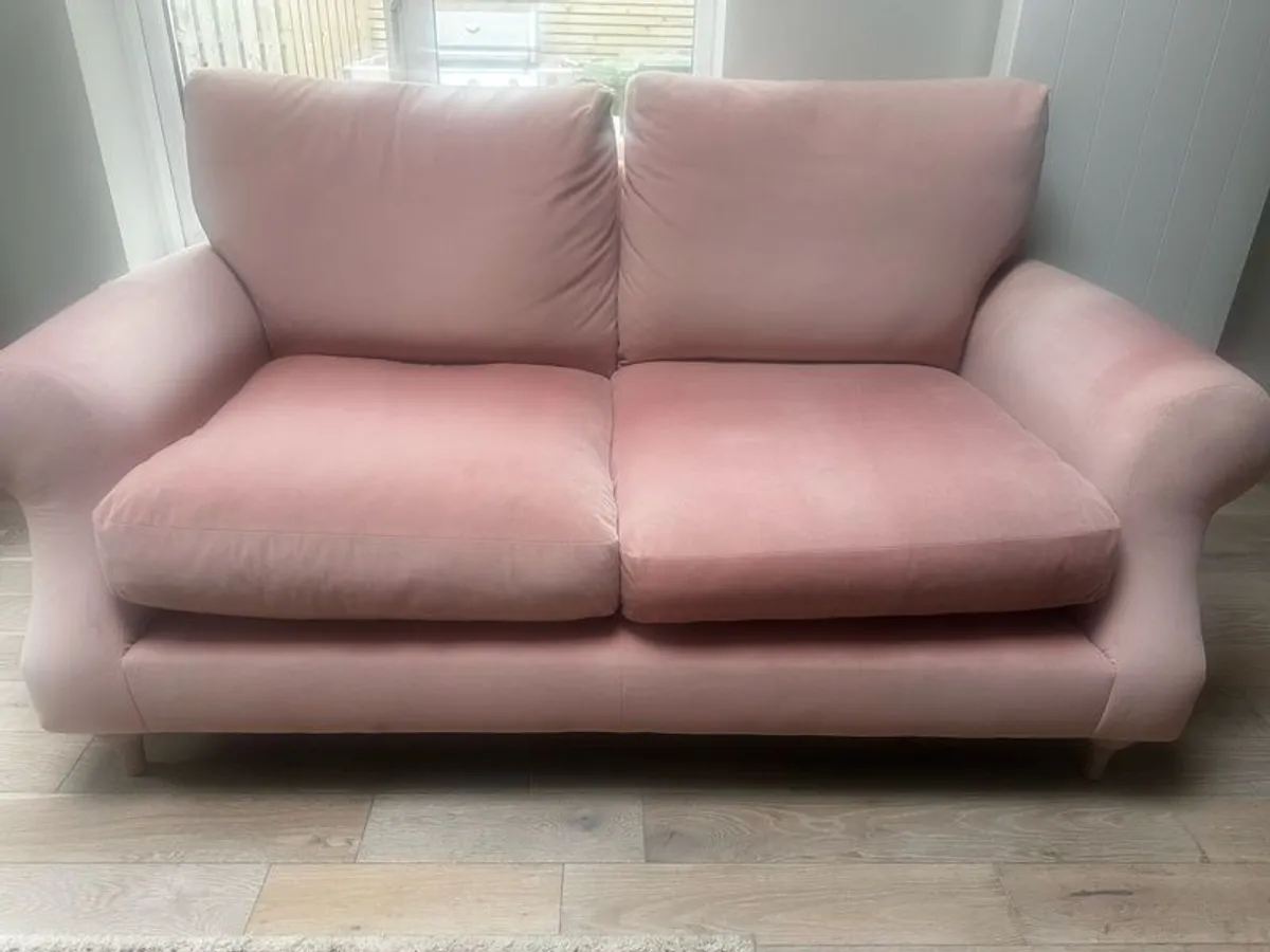 Next Couch - Image 1
